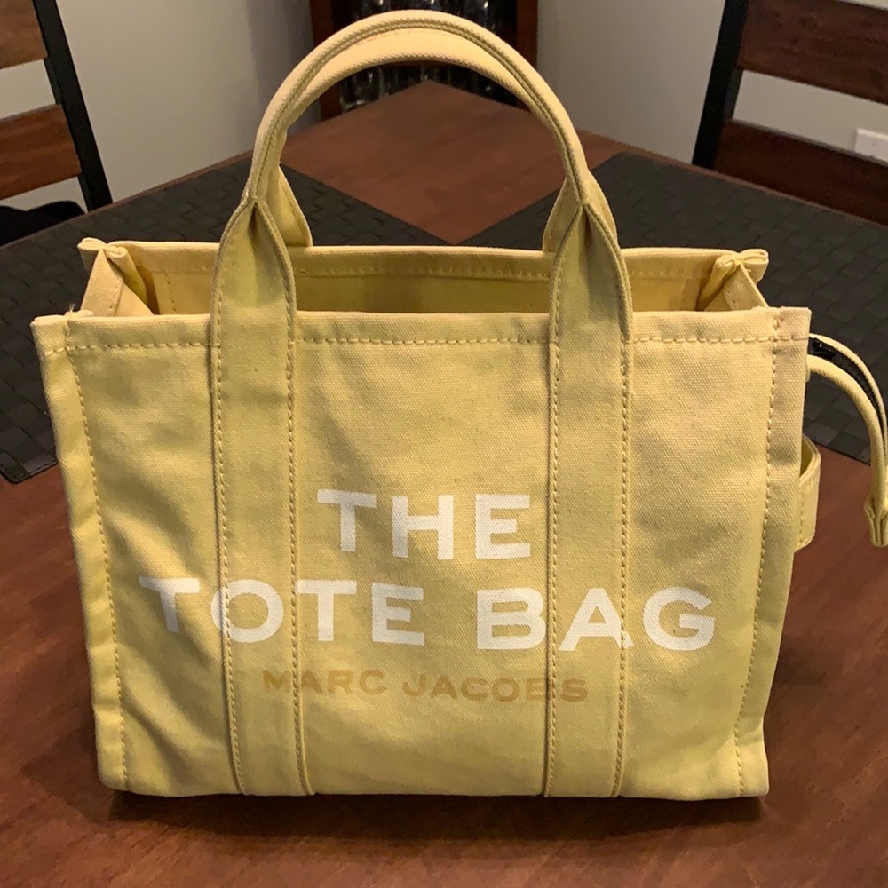 Marc Jacobs Small Traveler Tote